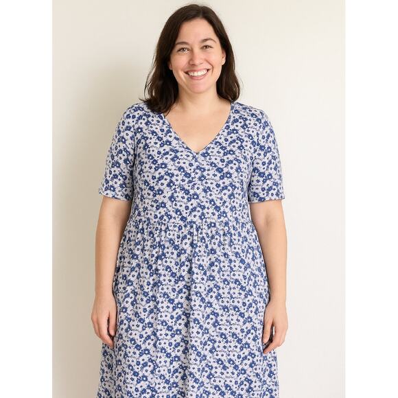 Michael Kors 3X Plus Blue White Mini Floral Scoop Neck Stretchy Flowy Dress - Picture 1 of 11